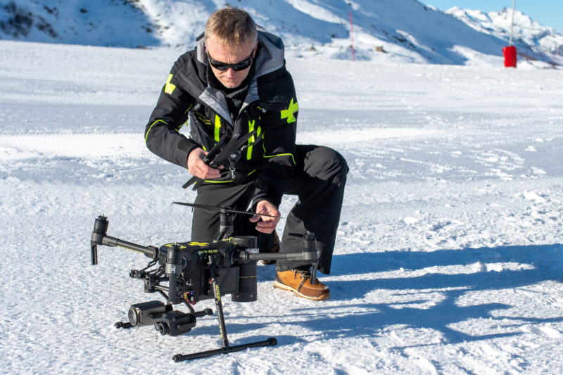 Olivier Gardet with his drone in the Belleville Valley - photo T Loubere Val Thorens tourist office 