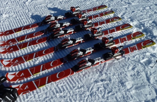 Race skis