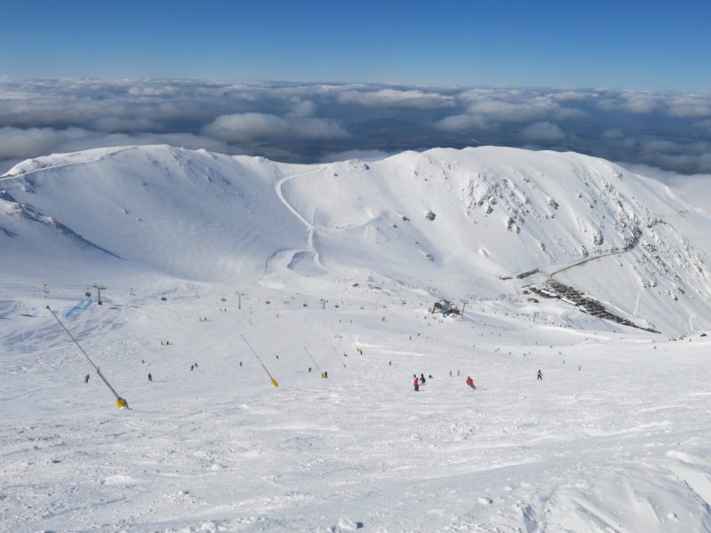 Skiing in New Zealand