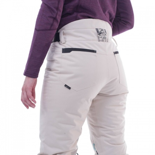 Snowboard pants with 'Warm Seat' (and knees)